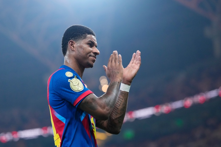 博鱼体育官方网站-世体：拉什福德买断条款有效期到6月，曼联同意3000万欧分3期付款