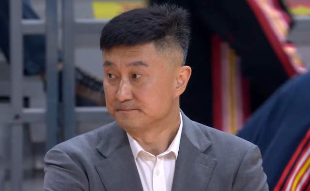 博鱼体育官方入口-广东新大外是他？美国人，2米08，曾联手文班亚马，或成杜锋奇兵